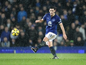 Framed Print : Gareth Barry in Action: Everton vs Stoke City, Barclays Premier League - Goodison Park