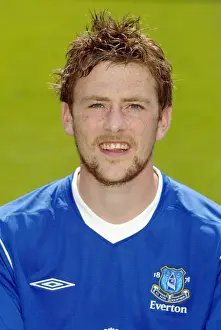 Gary Naysmith: Everton Football Club Team Photo and Portrait