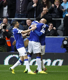 Celebration Full Length Prints: Glory Days: Naismith and Lukaku's Unforgettable Opening Goal - Everton 3-0 Arsenal (06-04-2014)