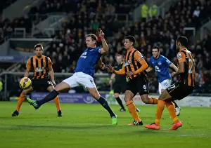 Intense Rivalry: Jagielka vs. Davies Battle at KC Stadium - Hull City vs. Everton, Premier League