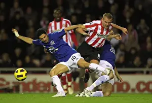Jagielka and Arteta's Overpowering Sandwich: Everton's Victory Over Sunderland's Cattermole (BPL 2010)