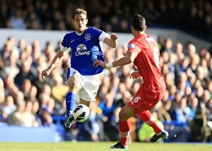 Images Dated 29th September 2012: Jelavic vs Fonte: Everton's Thrilling Clash Against Southampton (3-1, Goodison Park, 29-09-2012)