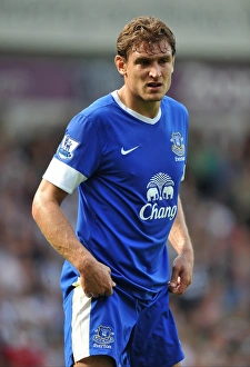 Framed Print : Jelavic's Brace: Everton's Win Against West Bromwich Albion in the Premier League (01-09-2012) Framed Print : Jelavic's Brace: Everton's Win Against West Bromwich Albion in the Premier League (01-09-2012)