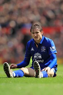 Images Dated 22nd April 2012: Jelavic's Dramatic Winner: Everton Stuns Man Utd at Old Trafford (22 April 2012, Premier League)