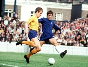 Vintage Moments Gallery: Joe Royle in action against Chelsea