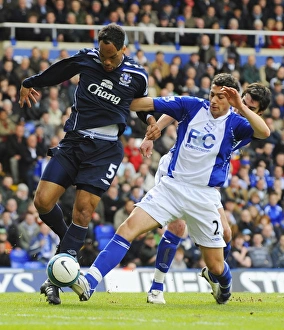 Joleon Lescott vs. Stephen Kelly: Intense Battle in Everton's Victory over Birmingham City (07/08 Premier League)