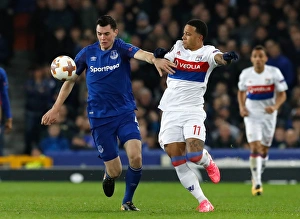 Keane vs. Depay: Battle for the Ball in Europa League Group E - Everton vs. Olympique Lyonnais at Goodison Park