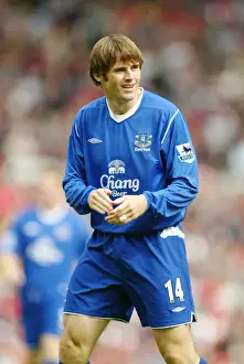 Framed Print : Kevin Kilbane in Action for Everton vs Manchester United at Old Trafford, 2004 Framed Print : Kevin Kilbane in Action for Everton vs Manchester United at Old Trafford, 2004