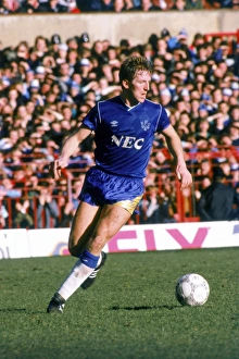 Gary Stevens Gallery: League Division One - Manchester United v Everton