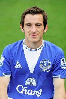 Images Dated 15th September 2009: Leighton Baines