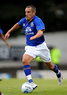 Framed Print : Leon Osman and Everton Squad Kick-Off Pre-Season at Bury's Gigg Lane (July 15, 2011) Framed Print : Leon Osman and Everton Squad Kick-Off Pre-Season at Bury's Gigg Lane (July 15, 2011)