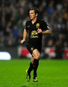 Images Dated 21st October 2012: Loftus Road Showdown: Baines Saves Everton with Last-Minute Equalizer vs