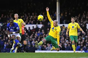 17 December 2011, Everton V Norwich City Prints: Louis Saha's Glory Bid: Everton FC vs Norwich City