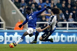 Lukaku vs. Coloccini: A Football Rivalry Unfolds at St. James Park - Everton vs. Newcastle United