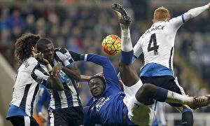 Images Dated 26th December 2015: Lukaku's Overhead Kick Attempt vs. Newcastle United: Everton's Star Striker Takes Aim at St
