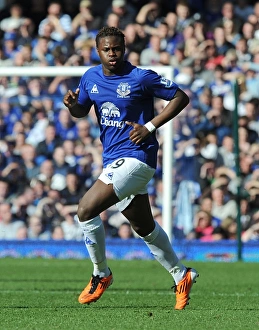 Magaye Gueye in Action: Everton vs Aston Villa, Barclays Premier League (04.04.2011), Goodison Park
