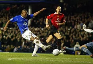 Everton 0 Man Utd 2 (FA Cup) 19-02-05 Gallery: Marcus Bent shoots at goal