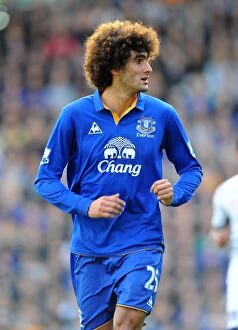 23 October 2011 Fulham v Everton Collection: Marouane Fellaini in Action: Everton vs. Fulham, Barclays Premier League (23 October 2011)
