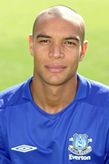 Images Dated 10th November 2005: Matteo Ferrari