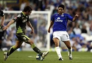 Images Dated 1st August 2007: Mikel Arteta