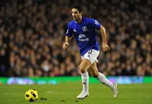 Mikel Arteta Leads Everton at Goodison Park: A Barclays Premier League Clash Against Bolton Wanderers