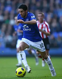 Framed Print : Mikel Arteta Leads Everton at Goodison Park: Everton v Sunderland, Barclays Premier League (26 February 2011) Framed Print : Mikel Arteta Leads Everton at Goodison Park: Everton v Sunderland, Barclays Premier League (26 February 2011)