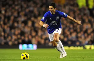 Mikel Arteta Leads Everton in Premier League Battle at Goodison Park vs. Bolton Wanderers