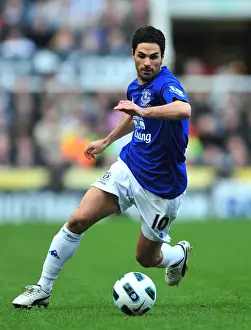 05 March 2011 Newcastle United V Everton Prints: Mikel Arteta Leads Everton at St