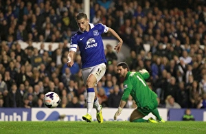 Mirallas Darts Past Speroni: Everton's Bitter-Sweet Second Goal vs. Crystal Palace (16-04-2014)