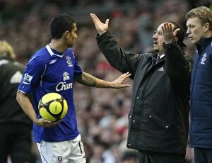 Images Dated 25th January 2009: Moyes vs Benitez: Tim Cahill's Showdown - Everton vs Liverpool in FA Cup Fourth Round (08/09)