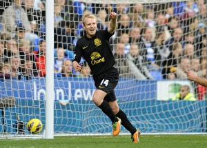 Reading 2 V Everton 1 : Madjeski Stadium : 17-11-2012 Prints: Naismith's Dramatic Last-Minute Winner: Reading 2-1 Everton (November 17)