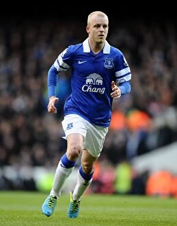 Images Dated 9th February 2014: Naismith's Lone Strike: Everton's Victory Over Tottenham Hotspur (09-02-2014)