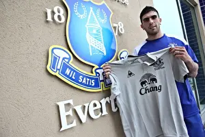 Player Feature Prints: New Signing Spotlight: Denis Stracqualursi at Everton FC - Welcome to Finch Farm