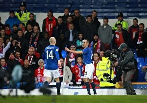 Images Dated 6th November 2014: Osman Scores First Everton Goal in Europa League Match vs. Lille