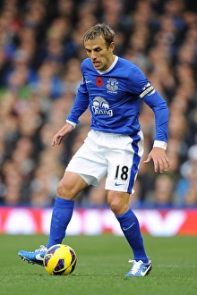 Everton 2 V Sunderland 1 : Goodison Park : 10-11-2012 Prints: Phil Neville's Victory Celebration: Everton 2-1 Sunderland (Goodison Park, 10-11-2012)