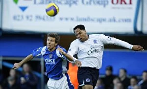 Portsmouth v Everton Collection: Portsmouth v Everton Gary O Neil in action against Evertons Joleon Lescott