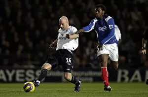 Images Dated 9th December 2006: Portsmouth v Everton Portsmouths Manuel Fernandes in action against Lee Carsley