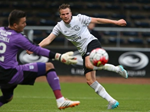Pre-Season Friendly: Tom Cleverley Shines at Dens Park for Everton Against Dundee