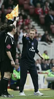 Middlesbrough v Everton Collection: The Riverside Stadium - Everton manager David Moyes argues with linesman decision
