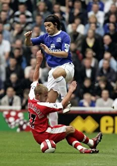 Middlesbrough v Everton Gallery: The Riverside Stadium - Nuno Valente of Everton in action with Lee Cattermole of Middlesbrough