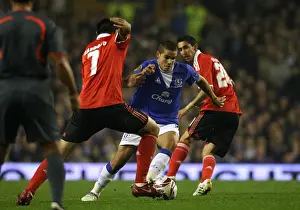 Rodwell's Intense Battle: Everton's Jack Battles Cardozo and Di Maria in UEFA Europa League Clash