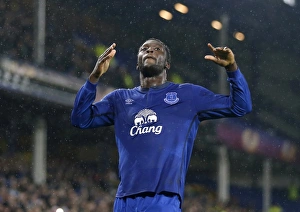 Romelu Lukaku Scores Penalty: Everton's Europa League Victory over Dynamo Kiev (Round of 16 - First Leg)