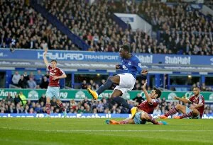 Everton v West Ham United - Goodison Park Collection: Romelu Lukaku Scores the Thrilling Opener: Everton vs. West Ham United