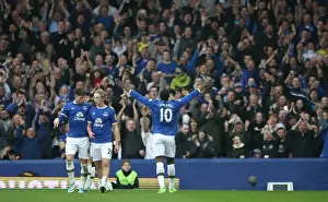Framed Print : Romelu Lukaku's Brace: Everton's Dominance Over Leicester City (4-1, Premier League 2016-17, Goodison Park) Framed Print : Romelu Lukaku's Brace: Everton's Dominance Over Leicester City (4-1, Premier League 2016-17, Goodison Park)