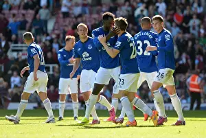 Framed Print : Romelu Lukaku's Brace: Everton's Triumph over West Ham United in Premier League