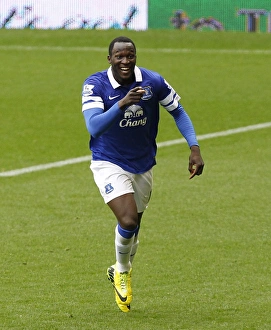 Celebration Full Length Prints: Romelu Lukaku's Double Strike: Everton's Triumphant 3-0 Victory Over Arsenal (06-04-2014)