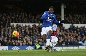 Romelu Lukaku's Four-Goal Blitz: Everton's Impressive Victory Over Aston Villa (Everton v Aston Villa - Goodison Park)