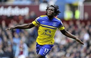 Romelu Lukaku's Thrilling Goal Celebration: Everton's Victory Start at Villa Park (26-10-2013, Barclays Premier League)