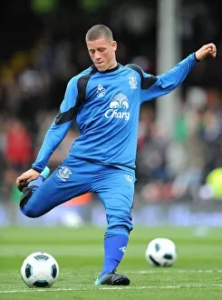 Images Dated 8th December 2010: Ross Barkley