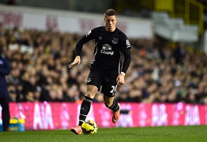 Ross Barkley in Action: Everton vs. Tottenham Hotspur, Premier League Showdown at White Hart Lane